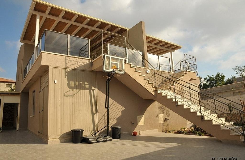 Between Sunrise And Sunset Suites Ya'ara Exterior photo